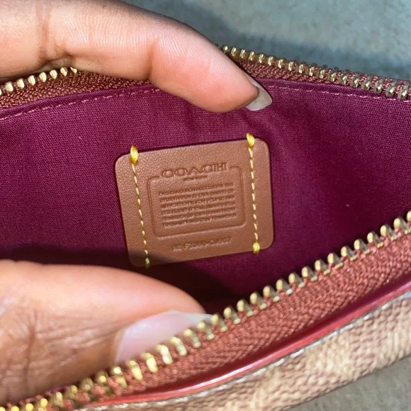 Coach Signature Phone Wallet - Picture 7 of 9